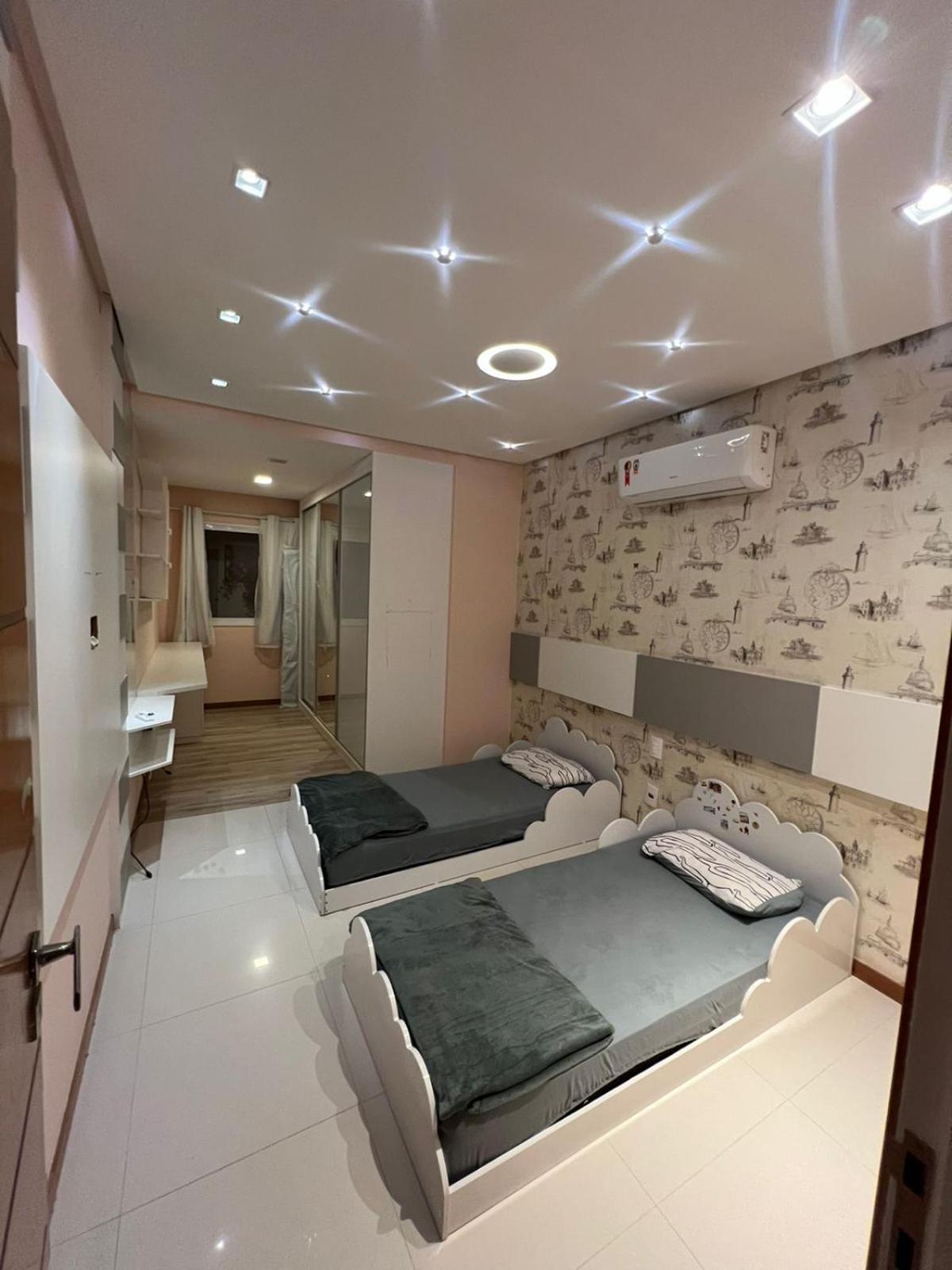 Apt 3Q Luxo Com Ar E Jacuzzi Na Beira Mar グアラパリー エクステリア 写真