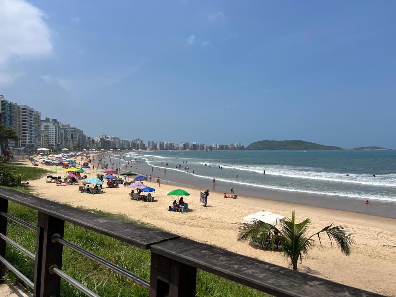 Apt 3Q Luxo Com Ar E Jacuzzi Na Beira Mar グアラパリー エクステリア 写真