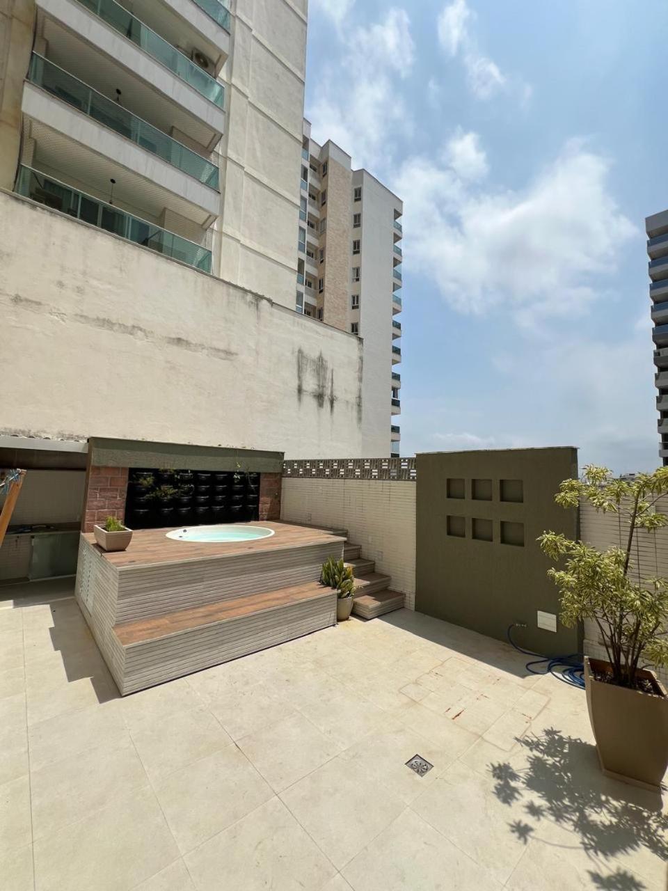Apt 3Q Luxo Com Ar E Jacuzzi Na Beira Mar グアラパリー エクステリア 写真